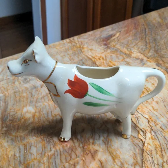 Vintage Cow Creamer