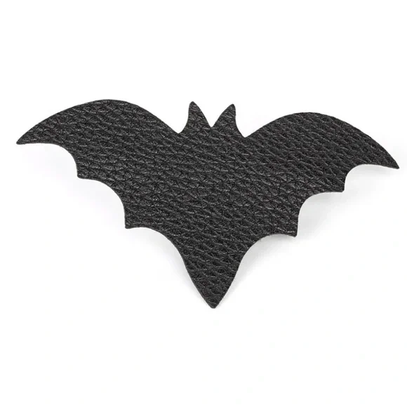 🦇🖤🦇 “BAT TO THE BONE” - BLACK LEATHER BAT HAIR CLIP - PAPARAZZI❗️🦇🖤🦇
