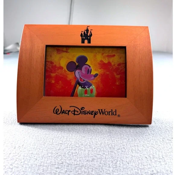 Disney World Mickey Mouse Wooden 4x6 Photo Frame Castle Souvenir Picture Frame