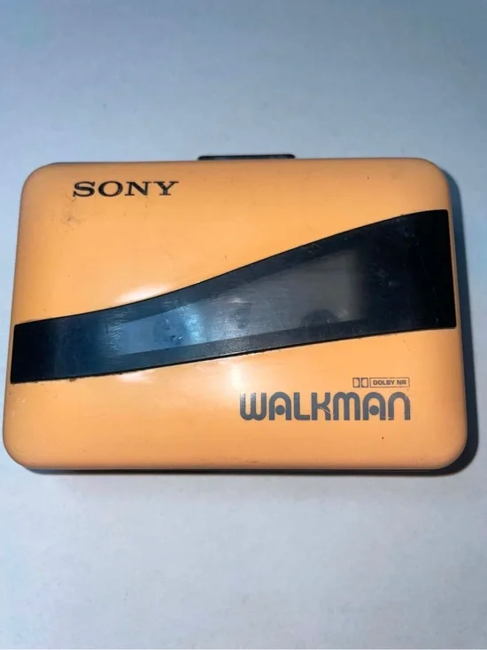 Sony Walkman Radio Cassette Player Pink WM-38/68 RARE For Parts/Repair ( Read )