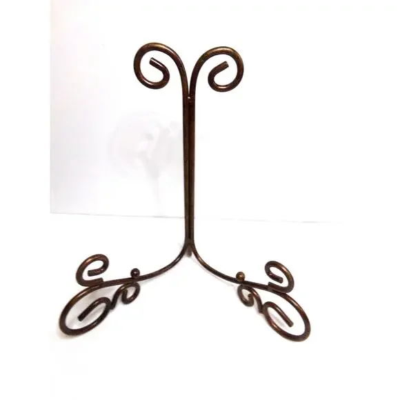 Heavy brass look‎ ornate scroll 12x12 tabletop picture/plaque holder LN