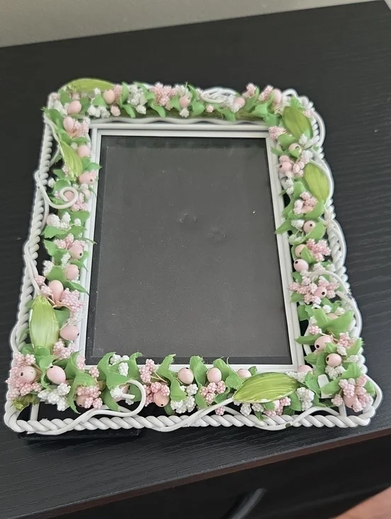 Vintage Floral Decorative Picture Frame
