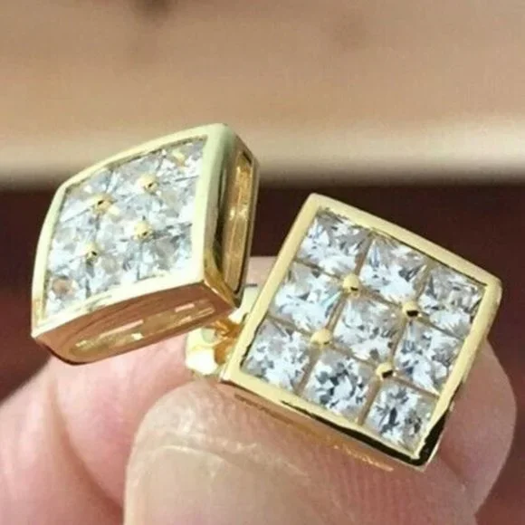 NEW Gorgeous 18k Gold 925 Silver White Sapphire Studs