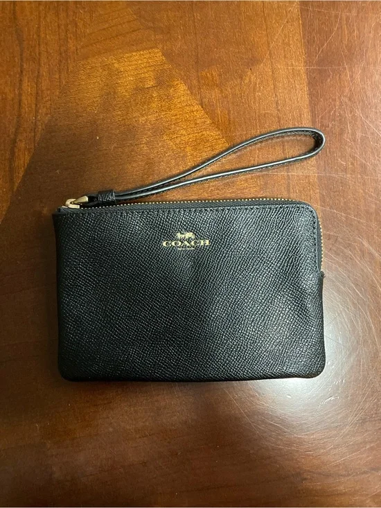 Coach Cross-Grain Leather Corner Zip Wristlet In Black NWT