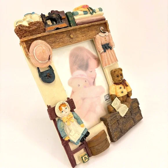 Vintage 1995 Figi Graphics 4x6 Resin Picture Frame Teddy Bear Doll Nursery Decor