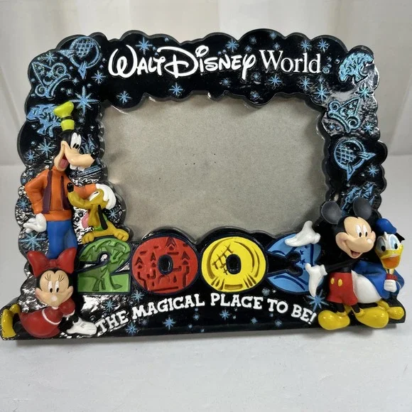 Walt Disney World 3D 2003 Magical Place to Be Picture Frame Vintage 10x7