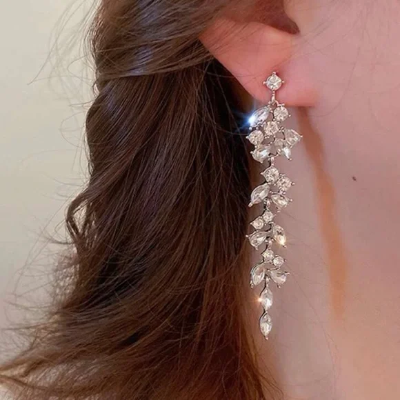 COPY - Rhinestone Decor Drop Earrings