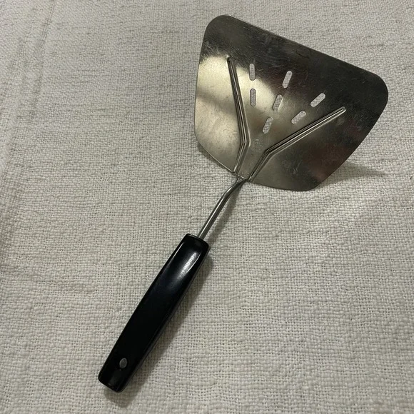 Vintage Foley Wide Slotted Curved Stainless Large Spatula‎ Turner Flipper USA
