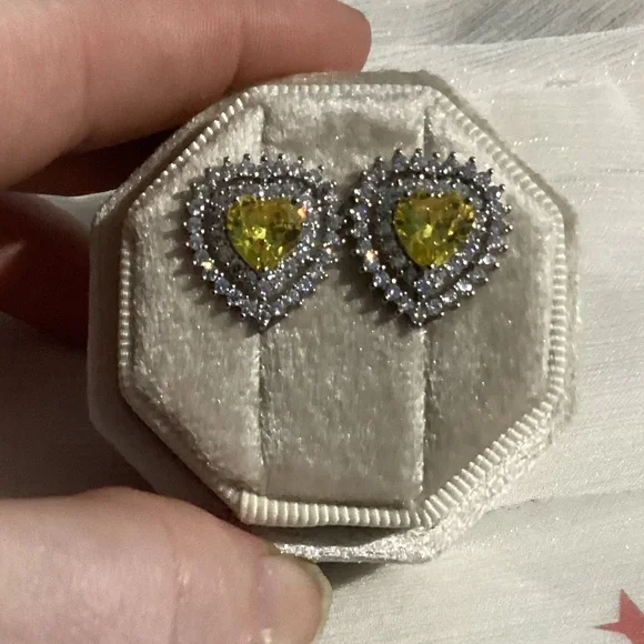 💛 Gorgeous Canary Yellow Heart shaped Studs with Sparkling Double Halo