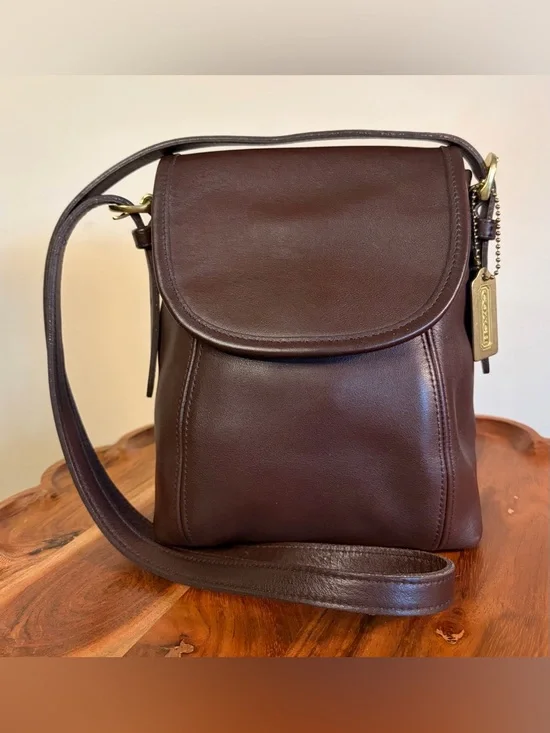 Vintage COACH Soho Small Satchel Flap Mahogany Brown Leather Crossbody 4108 EUC