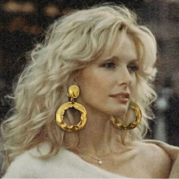 Archive Selection: Verified Anne Klein Runway Hammered 