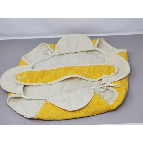 Vintage 2 Quilted Hot Dish Carriers And‎ 1 Kitchen Appliance Cover