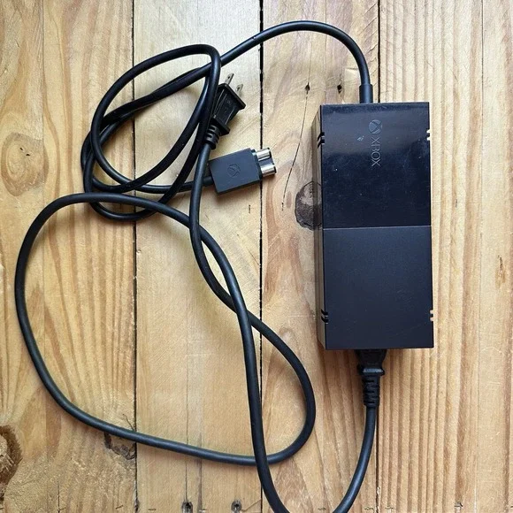 Microsoft Xbox One AC Power Adapter Supply Brick PB-2221-02MX Test