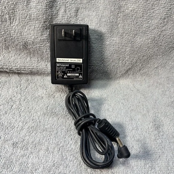 Polaroid (MPA-660) 9.5 V 2.2A DVD Player AC Wall Charger Power Adapter OEM