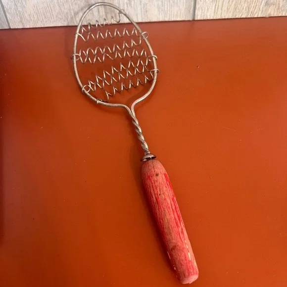 Vintage whisk Potato Masher Red Wood Handle Wire Metal Kitchen Tool Farmhouse