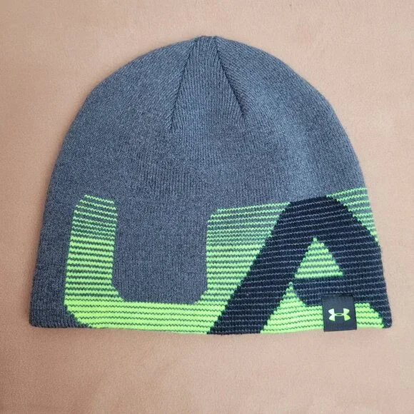 Under Armour Hat boys 4-6 Knit beanie gray green black sporty grunge skater logo