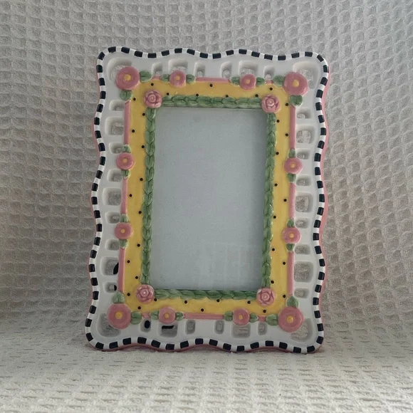 Vintage 2000 Mary Engelbreit Ceramic Picture Frame With Flowers