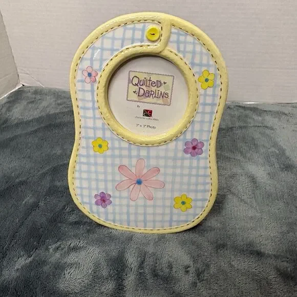 Quilted Darlins Ceramic Baby Bib Shaped Picture Frame 3x3