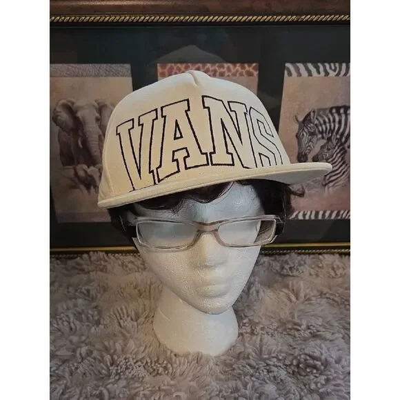 Vans Cream Snapback with Bold Black-Outline Logo