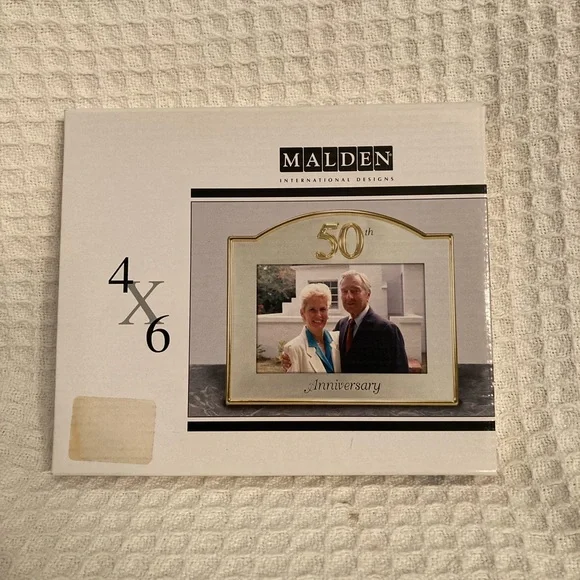 Malden 50th Anniversary Picture Frame New sun Box