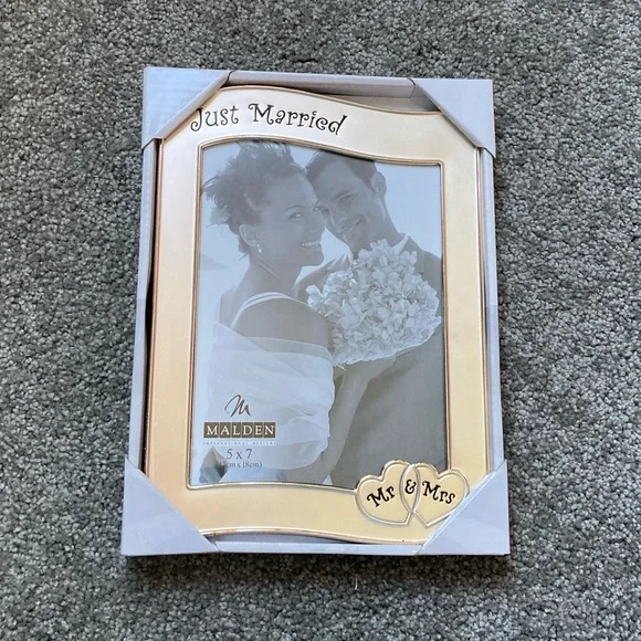 Brand new 5x7 Just Married Frame