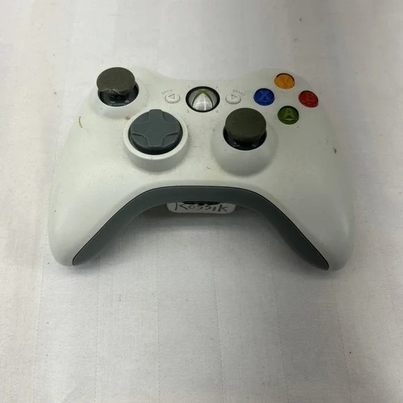 Official Microsoft Xbox 360 White Controller LB001