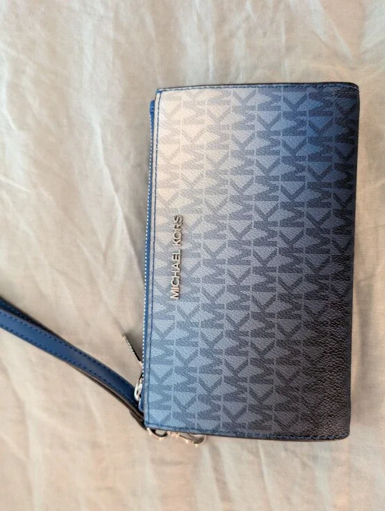 NWOT Michael Kors Jet Set Travel Large Double Zip Wristlet – Cobalt Ombré
