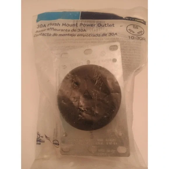 Levington 30A Flush Mount Power Outlet 10-30 R Amp Black New In Package