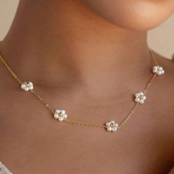 Luxe Stainless Steel Faux Pearl Flower Necklace