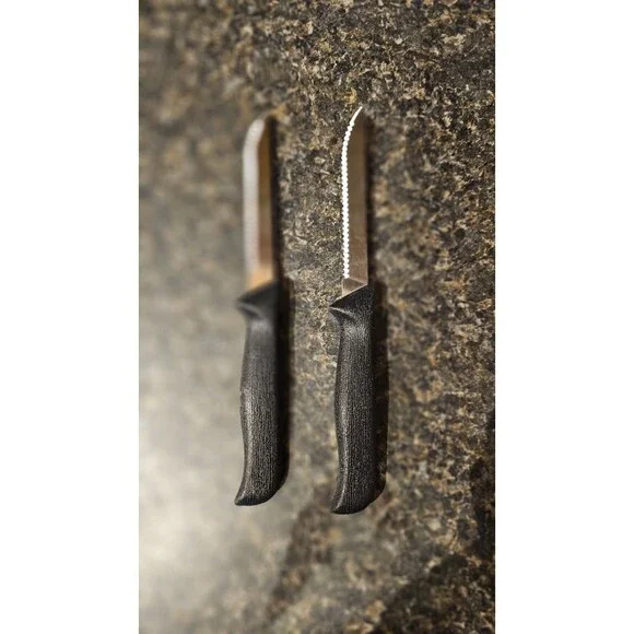 2 Vintage Ginsu Steak Knives Serrated 4