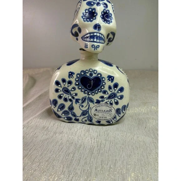 Los Azulejos Skelly Talavera Head Anejo  empty bottle