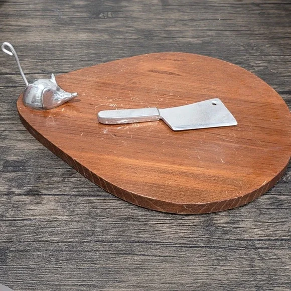 Vintage BMT Cheese Board with Mouse and Cleaver Knife‎ 1960-1970's