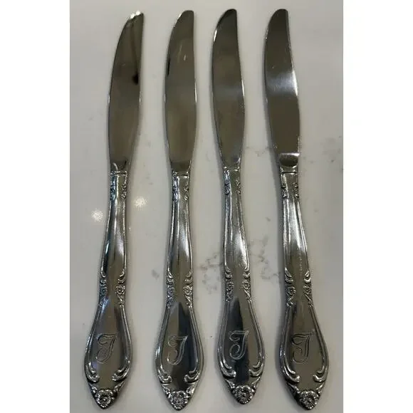 Vtg‎ Set of 4 Dinner Knives “T” Monogram Custom Made Floral Stainless Flatware