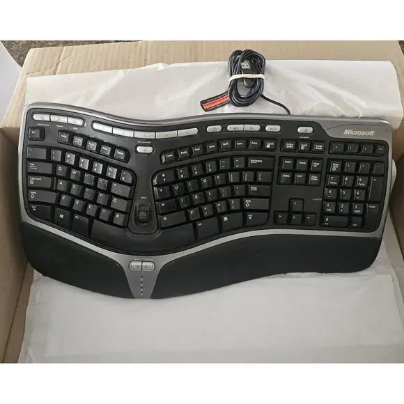 Microsoft Natural Ergonomic Keyboard 4000 v1.0 Wired USB Tested