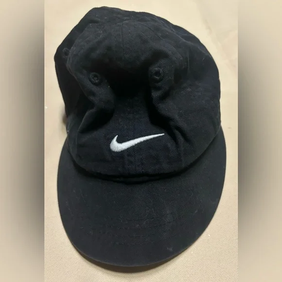 Infant Nike Hat‎ Black Adjustable Strap