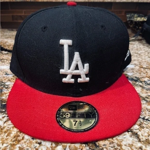 New Official LA NBA Hat black‎ n red