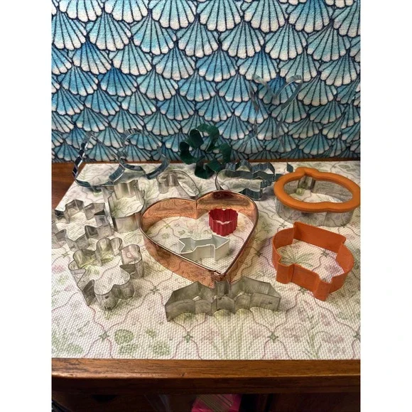 Cookie‎ Cutter Lot (15), Various Holidays