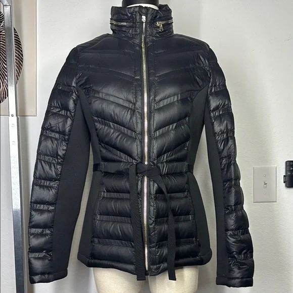 Michael Kors chevron quilted packable puffer jacket size small
