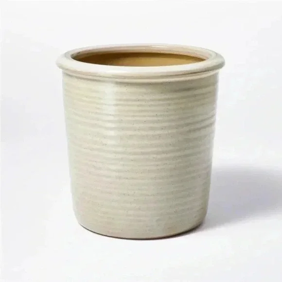 NWT Small Ceramic Reactive Glaze Planter -Threshold™ designed‎ with Studi…