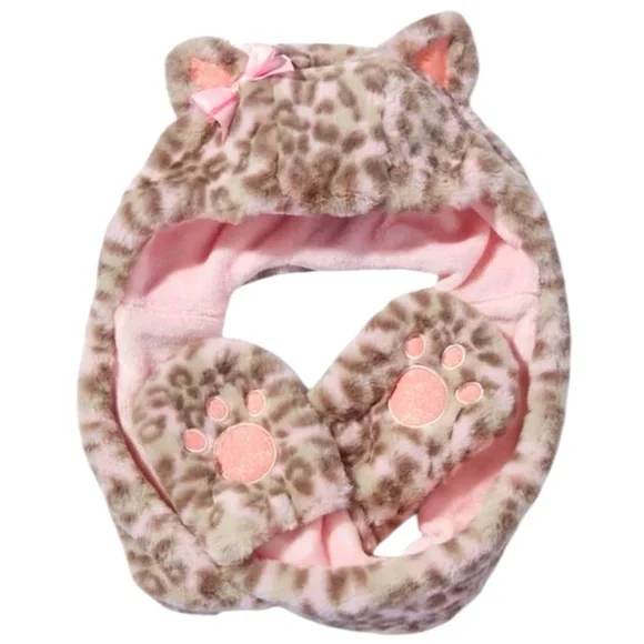 Children’s Fuzzy Leopard Headscarf - NWT