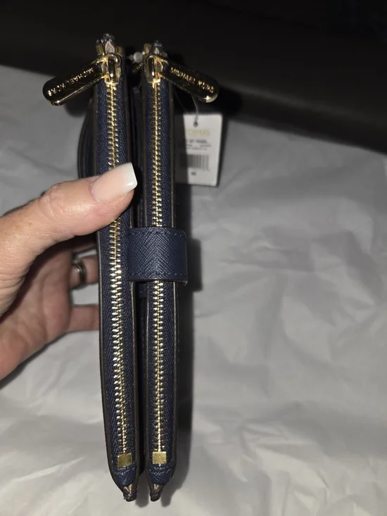 Michael Kors Jet Set Travel Navy And White Saffiano Leather Wallet/ Wristlet