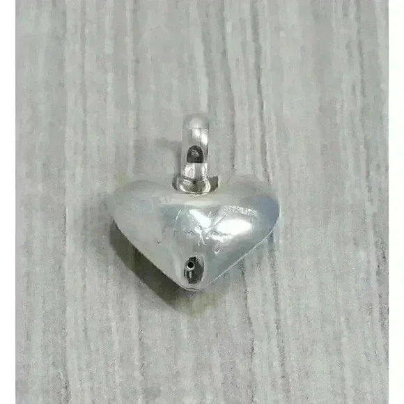 Kalibre Sterling Silver Puffed Heart Pendant
