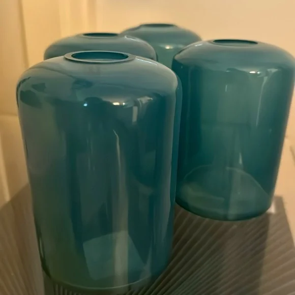 Cylinder glass bud vase