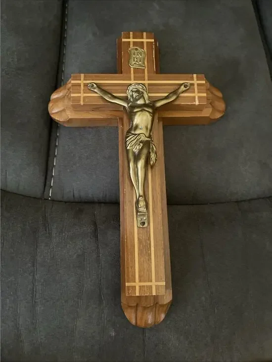 Vintage Catholic Last Rites Sick Call Crucifix Cross – Wood Wooden Metal INRI