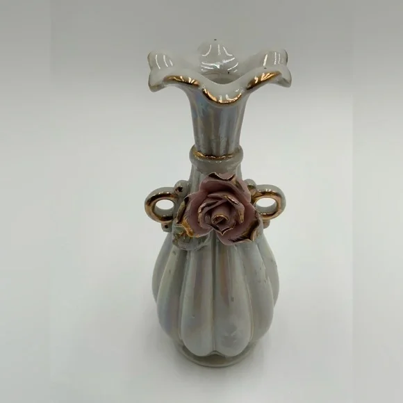 Vintage Chase Hand Painted Porcelain Floral Bud Vase Made in Japan.