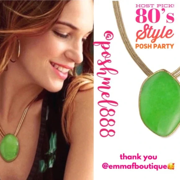 :: S&D Jade Green+Gold Serenity Stone Necklace Retired