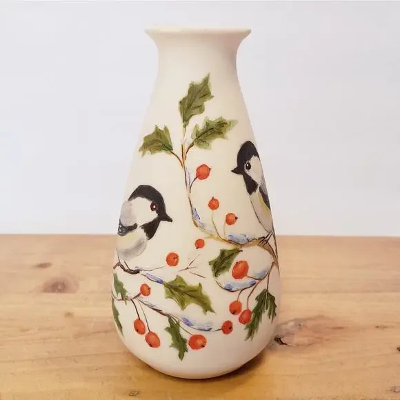 Vintage‎ Hand Painted Chickadee on Holly Bird 5