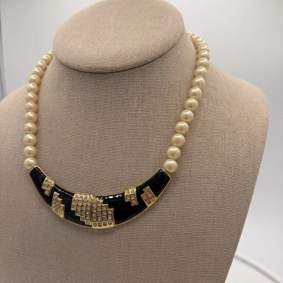 Vintage 1980s Faux Pearl Black‎ Enamel Rhinestone Statement Necklace Spring