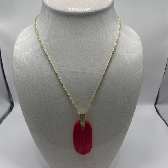 NIB Kendra Scott Inez Rose Gold Long Pendant Necklace in Maroon Jade