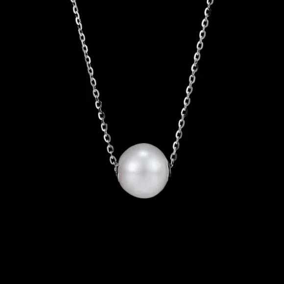 Natural Pearl Necklace in .925 Sterling Silver